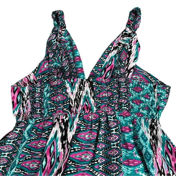 FasionFuse size medium sleeveless vneck tribal design mini dress elastic back - Picture 6 of 9